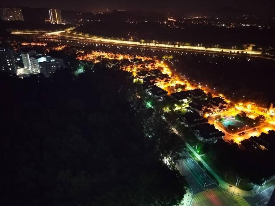 Lakeview 3 Bedroom In Presint 18 Pangsapuri Putrajaya
